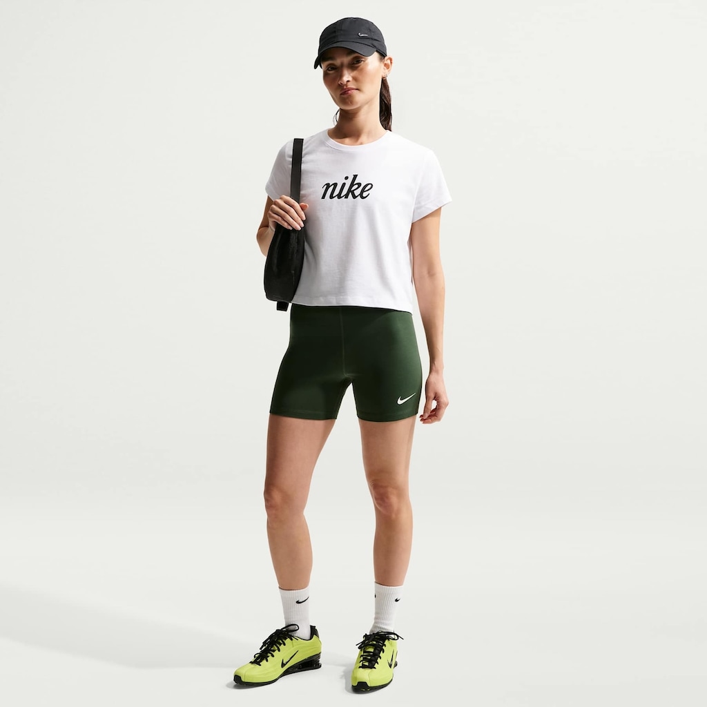 Imagem 4 do produto Camiseta Nike Sportswear Club Heritage Feminina