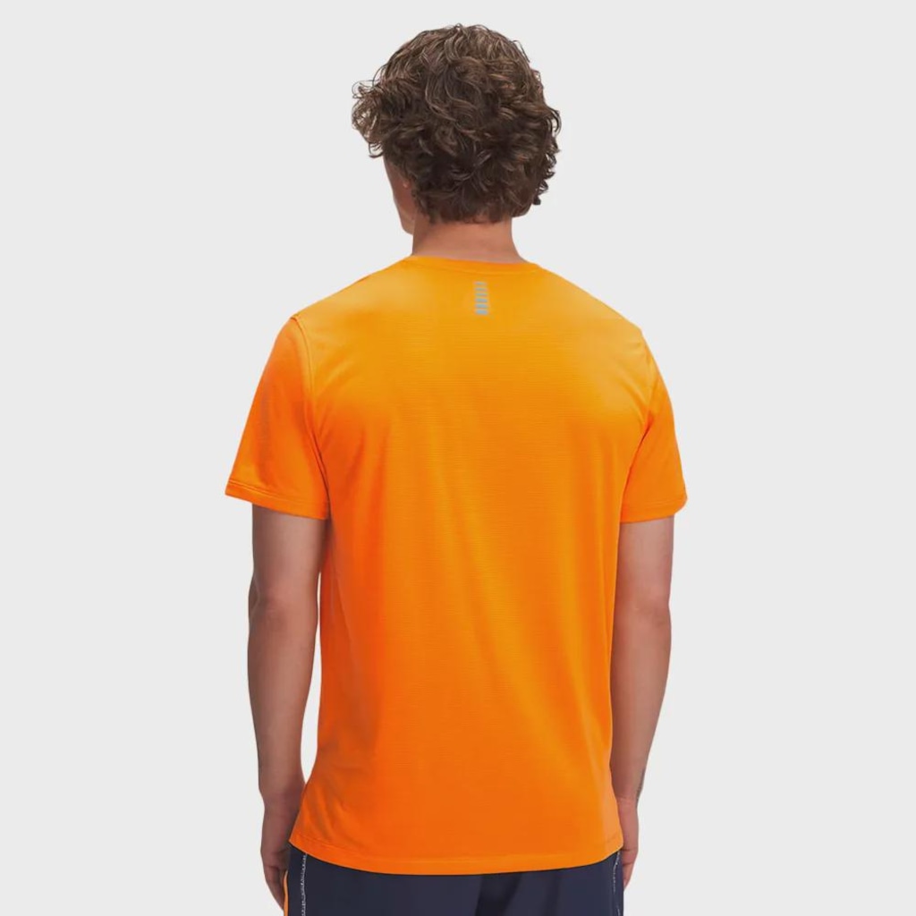 Imagem 3 do produto Camiseta Under Armour Launch Masculina