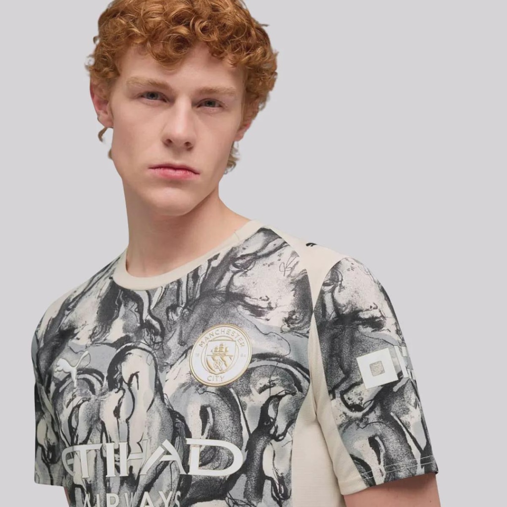 Imagem 2 do produto Camisa Puma Manchester City Edição Especial 'Year of the Horse' 2026