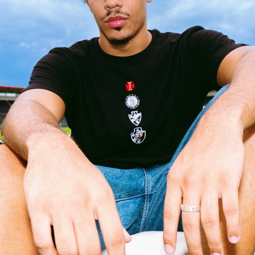 Imagem 3 do produto Camiseta do Vasco Escudos Clássicos Cancha FC Masculina