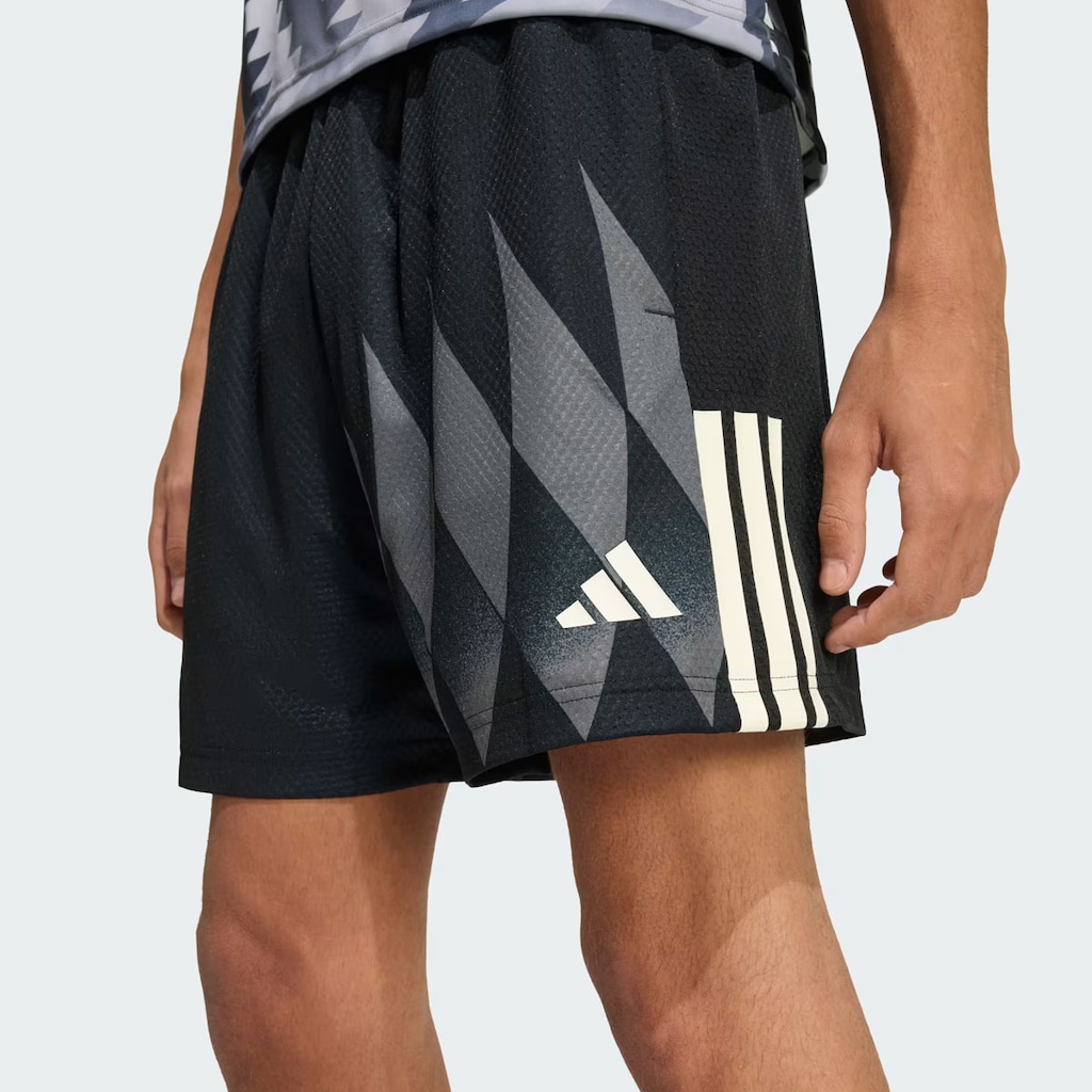 Imagem 5 do produto Shorts adidas Tiro CG Masculino
