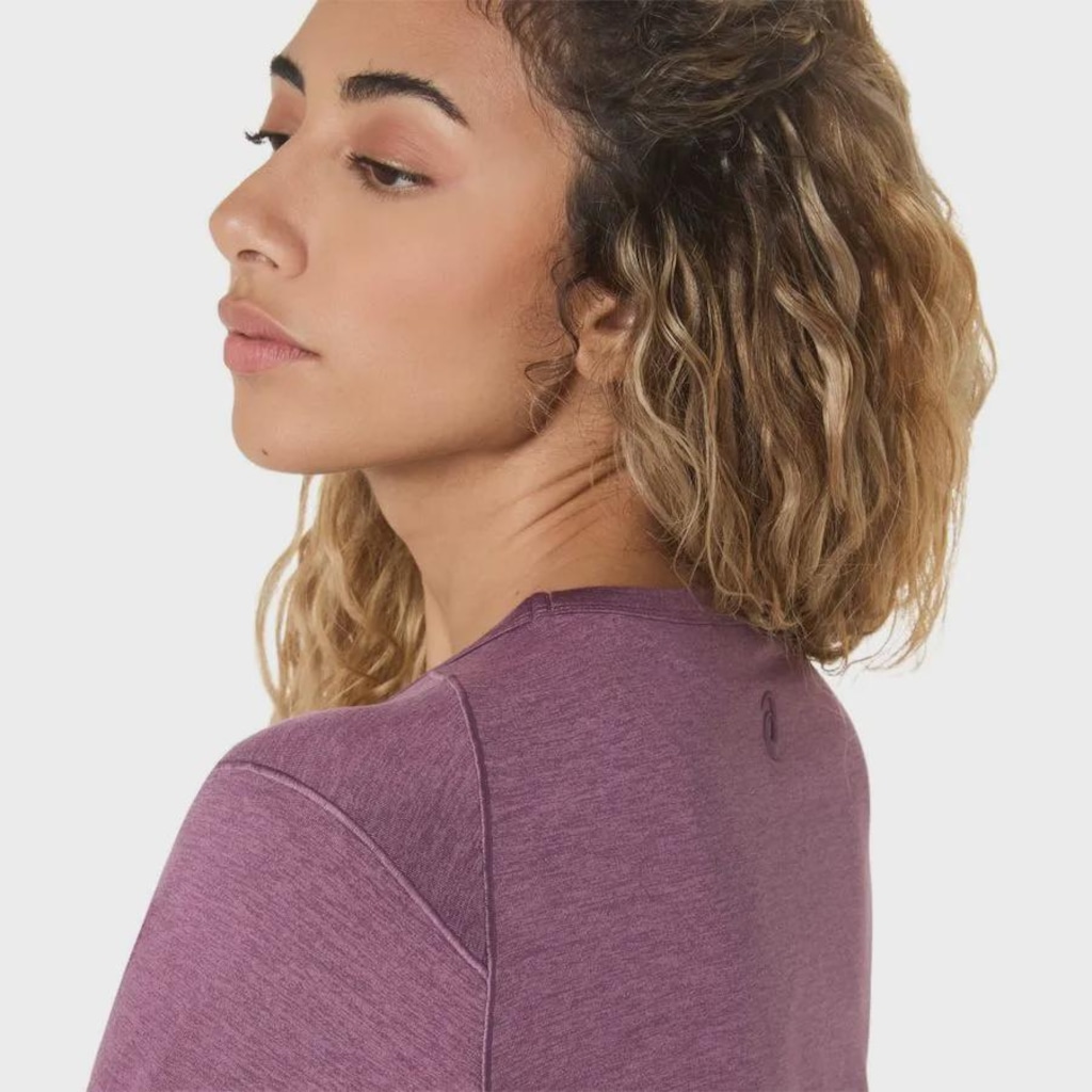 Imagem 5 do produto Camiseta Manga Longa ASICS Refined Texture Feminino