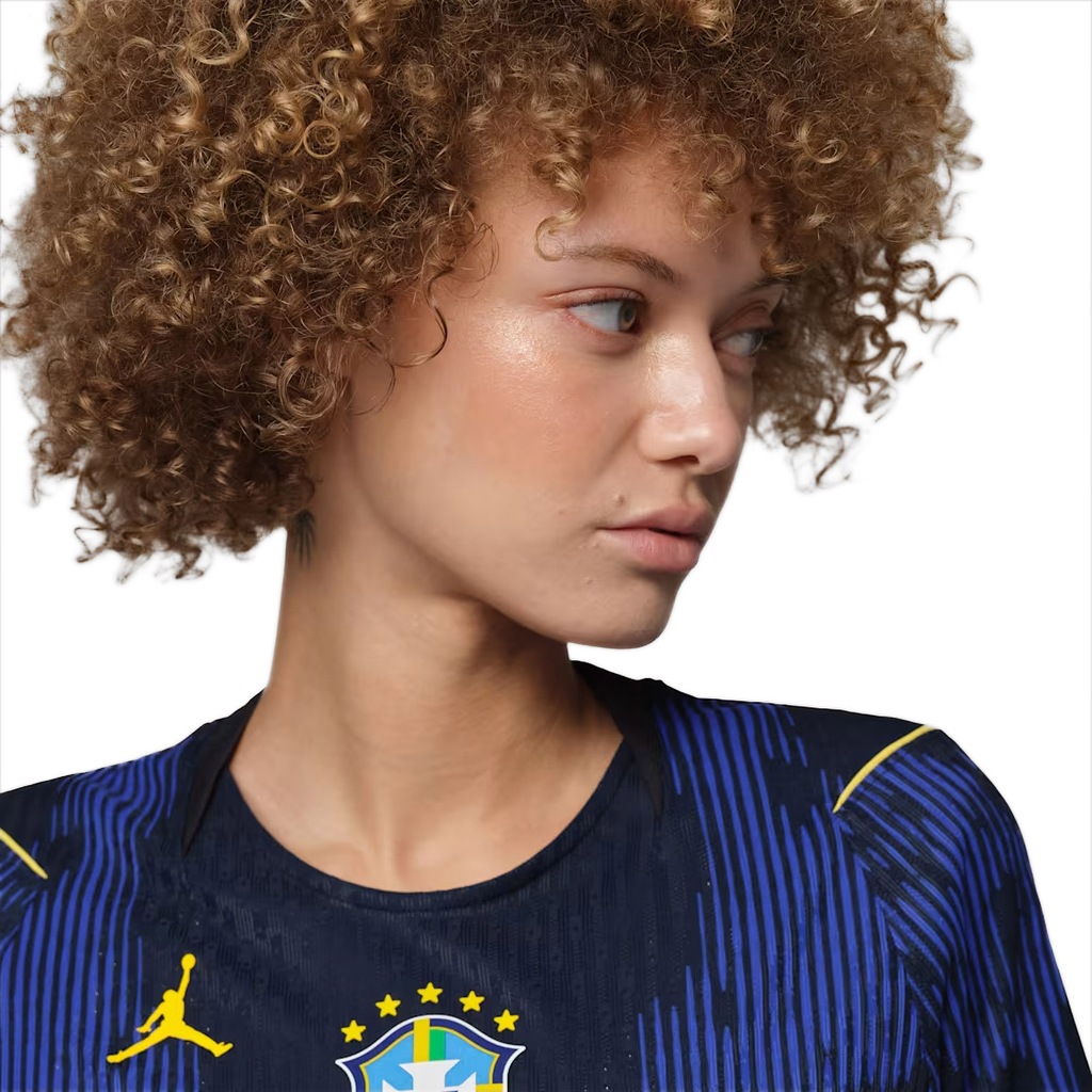 Imagem 4 do produto Camisa do Brasil II 26/27 Jogadora Jordan Feminina