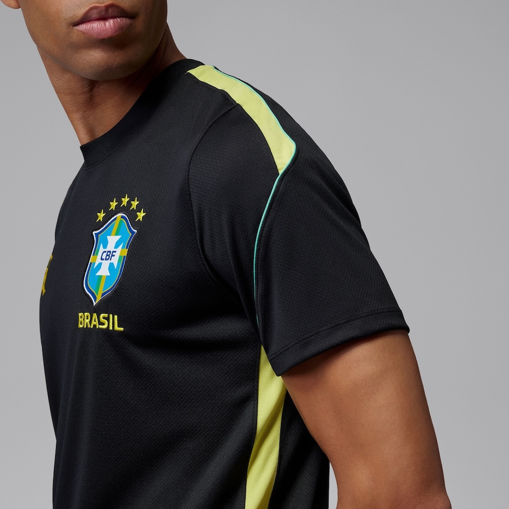 Imagem 4 do produto Camiseta Brasil Dri-FIT Jordan Strike 26/27 Treino Masculina