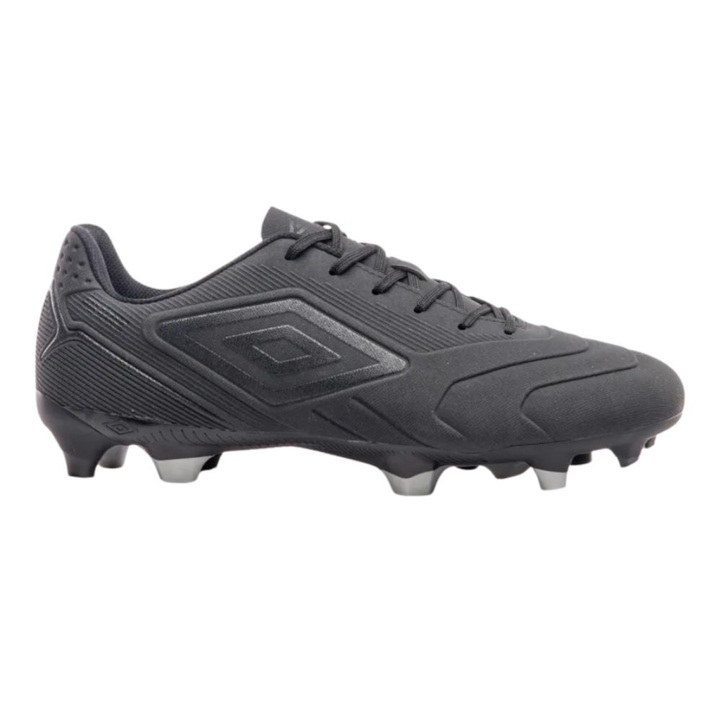 Chuteira de Campo Umbro Attak III - Adulto