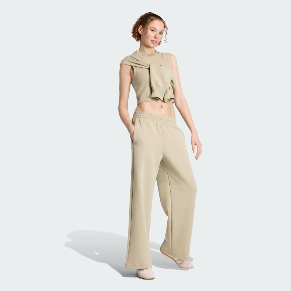 Imagem 4 do produto Calça de Modelagem Reta adidas Soft Lux Feminina