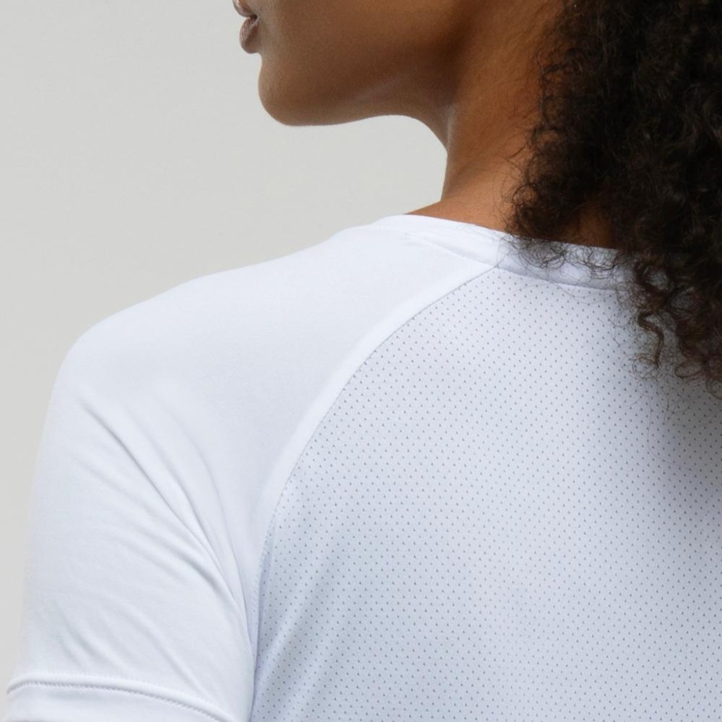 Imagem 4 do produto Camisa Umbro Essential - Feminina