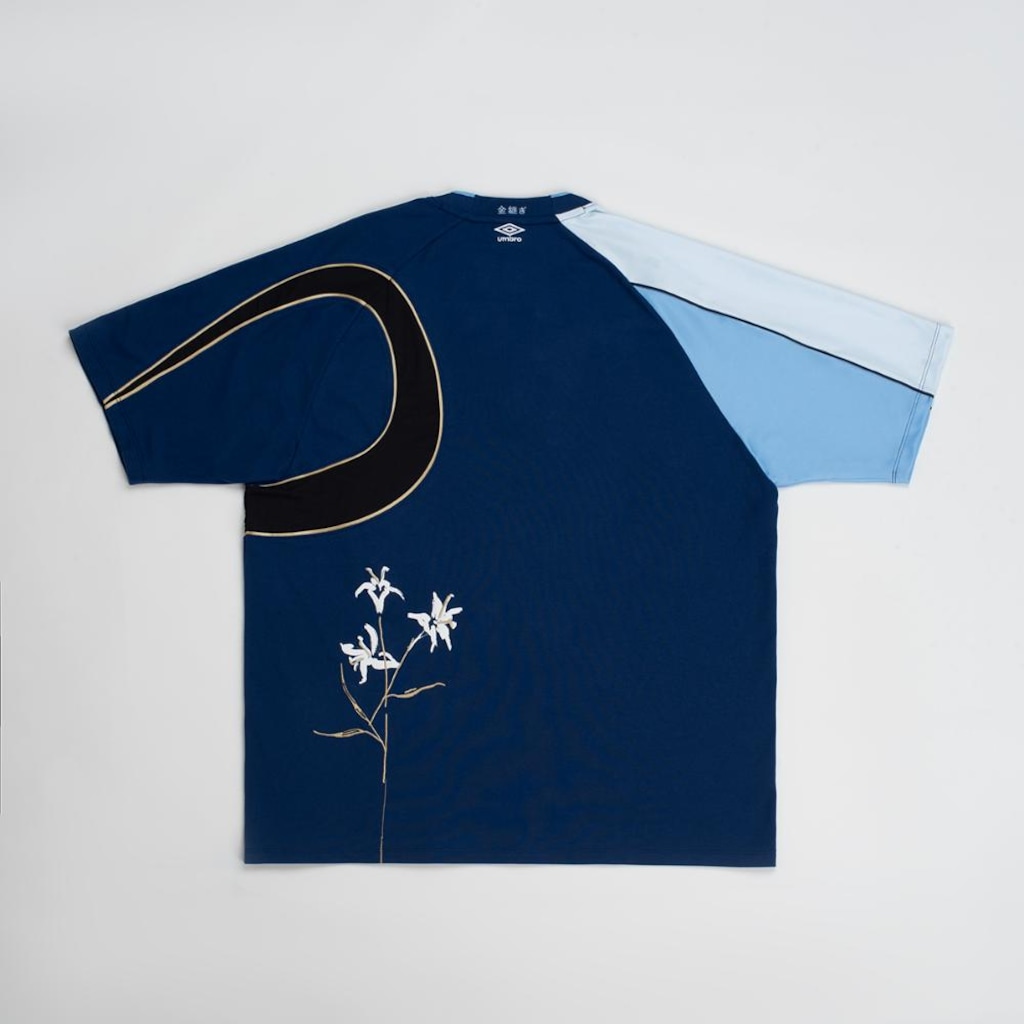 Camiseta Umbro Kintsugi - Unissex | Centauro