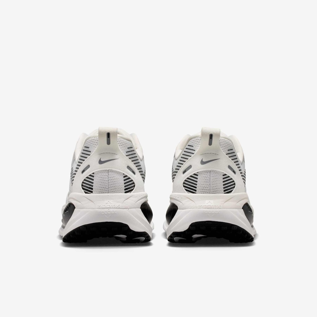 Imagem 5 do produto Tênis Masculino Nike Vomero 18