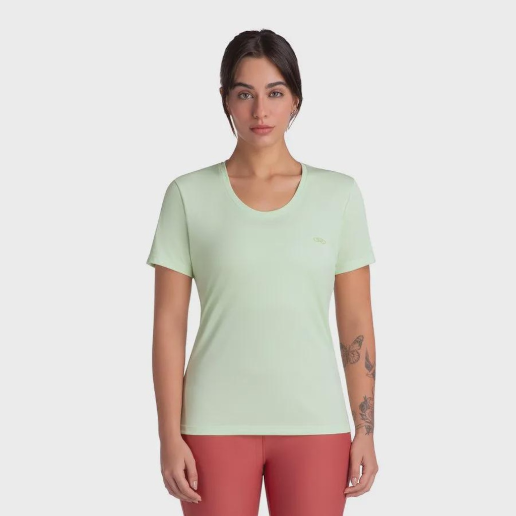 Camiseta Olympikus Essential Manga Curta Feminina