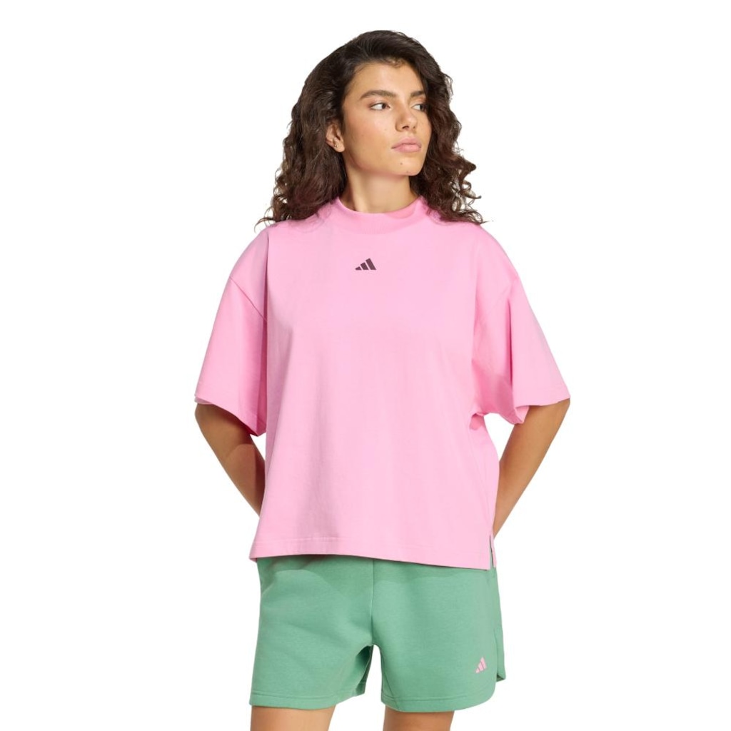 Camiseta Adidas Três Listras Studio Boyfriend Feminina