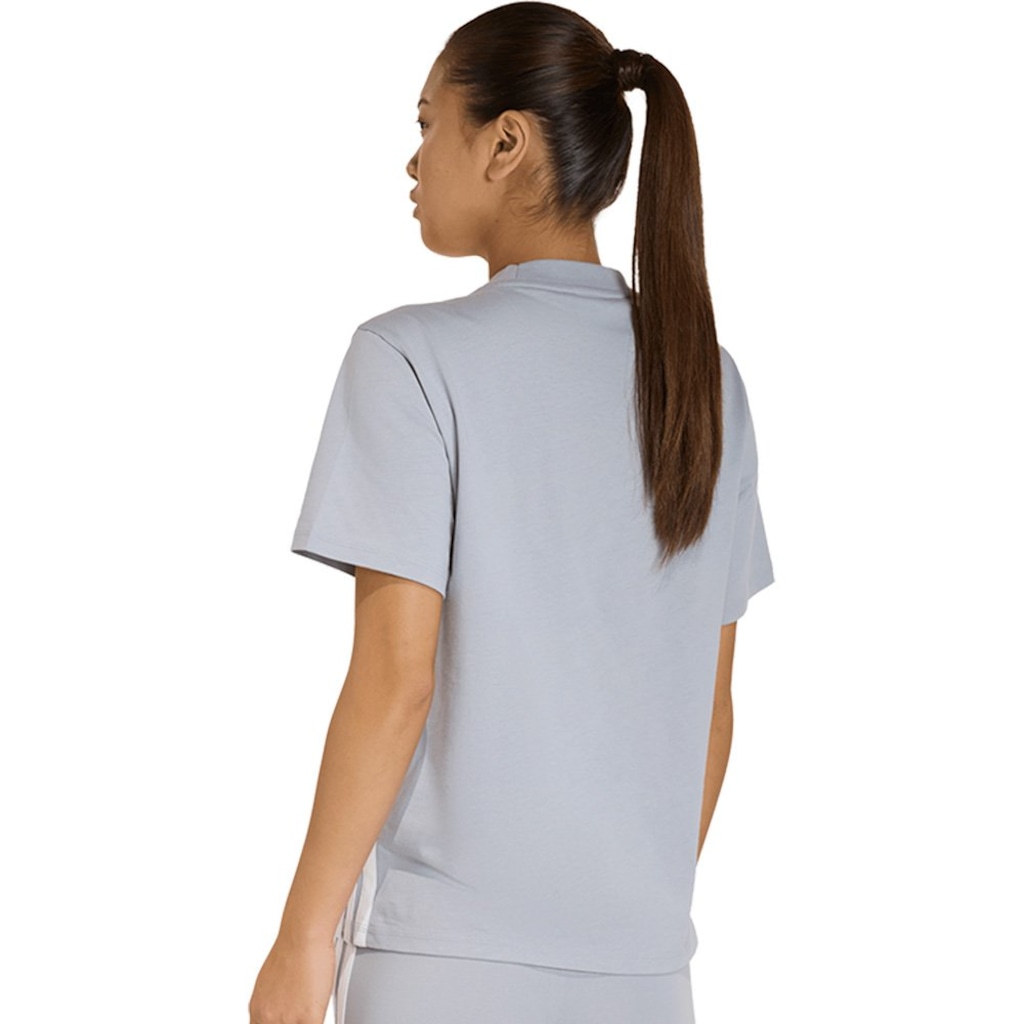 Imagem 2 do produto Camiseta Adidas Essentials Três Listras Feminina