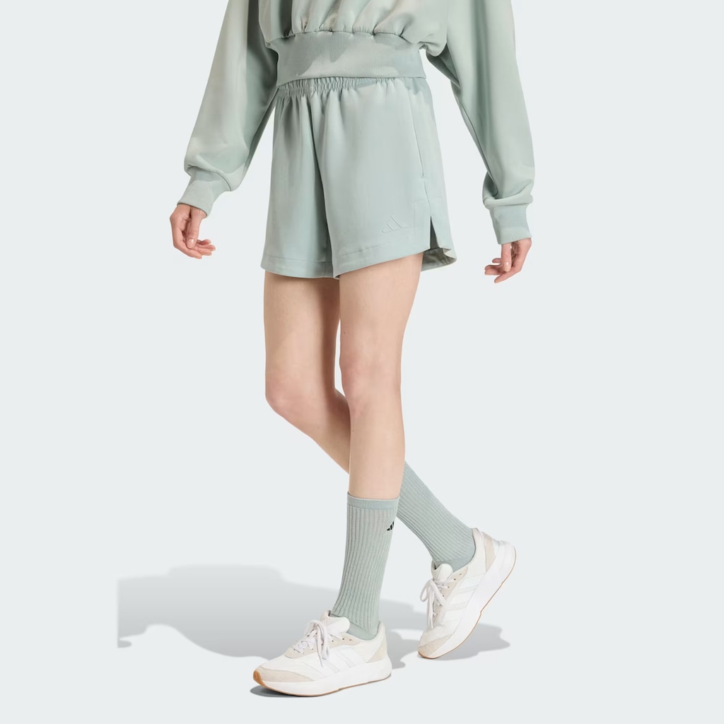 Shorts Feminino Folgada Soft Lux Feminino adidas