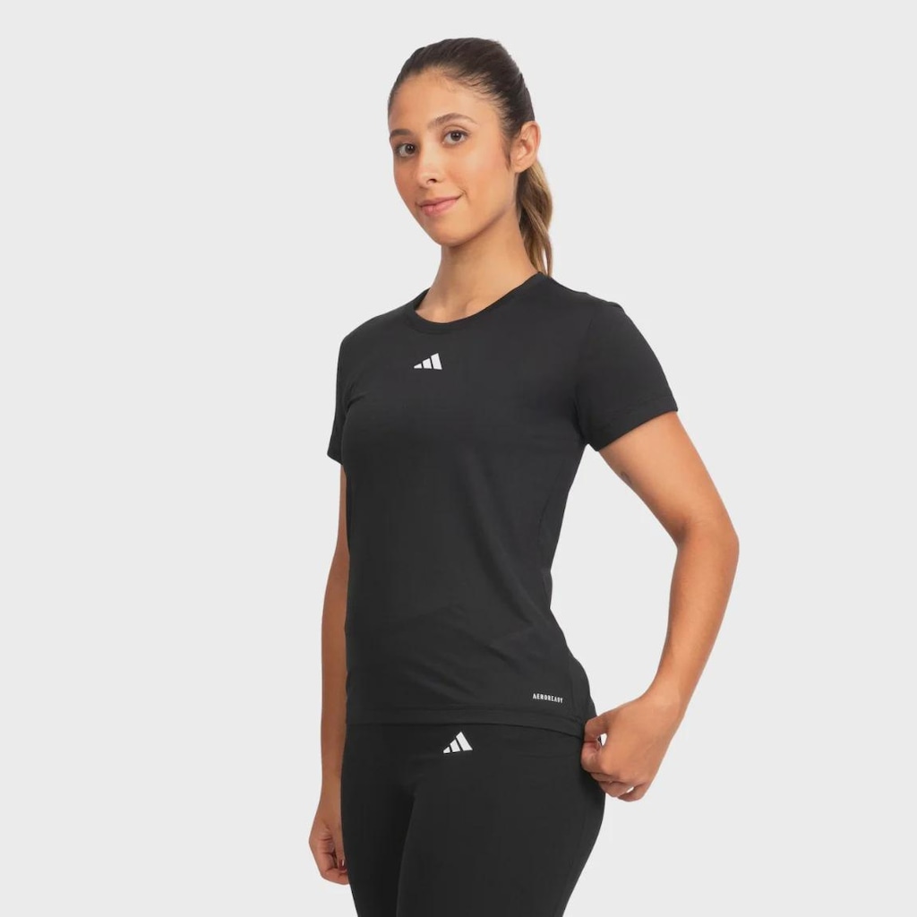 Camiseta adidas Own The Run 3 Listras - Feminina