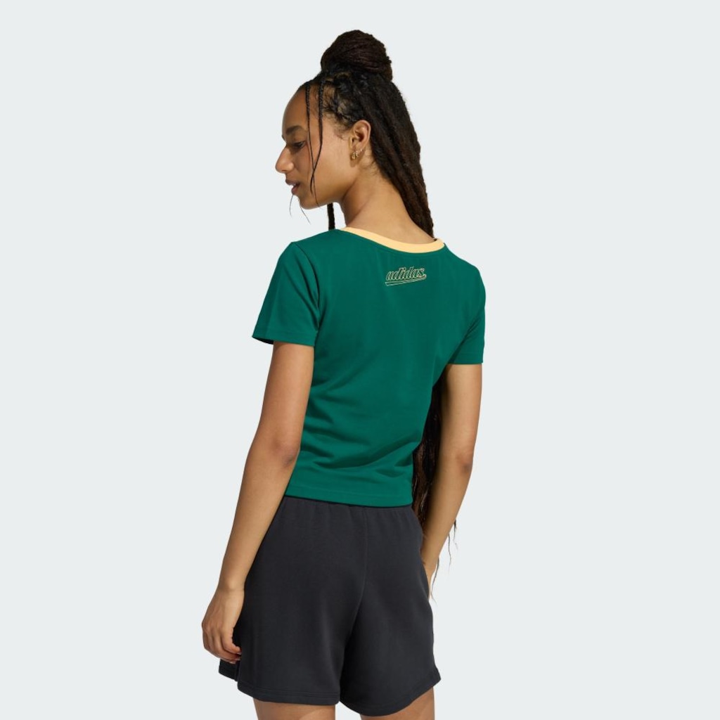 Imagem 3 do produto Camiseta Adidas Colour Icon Feminina