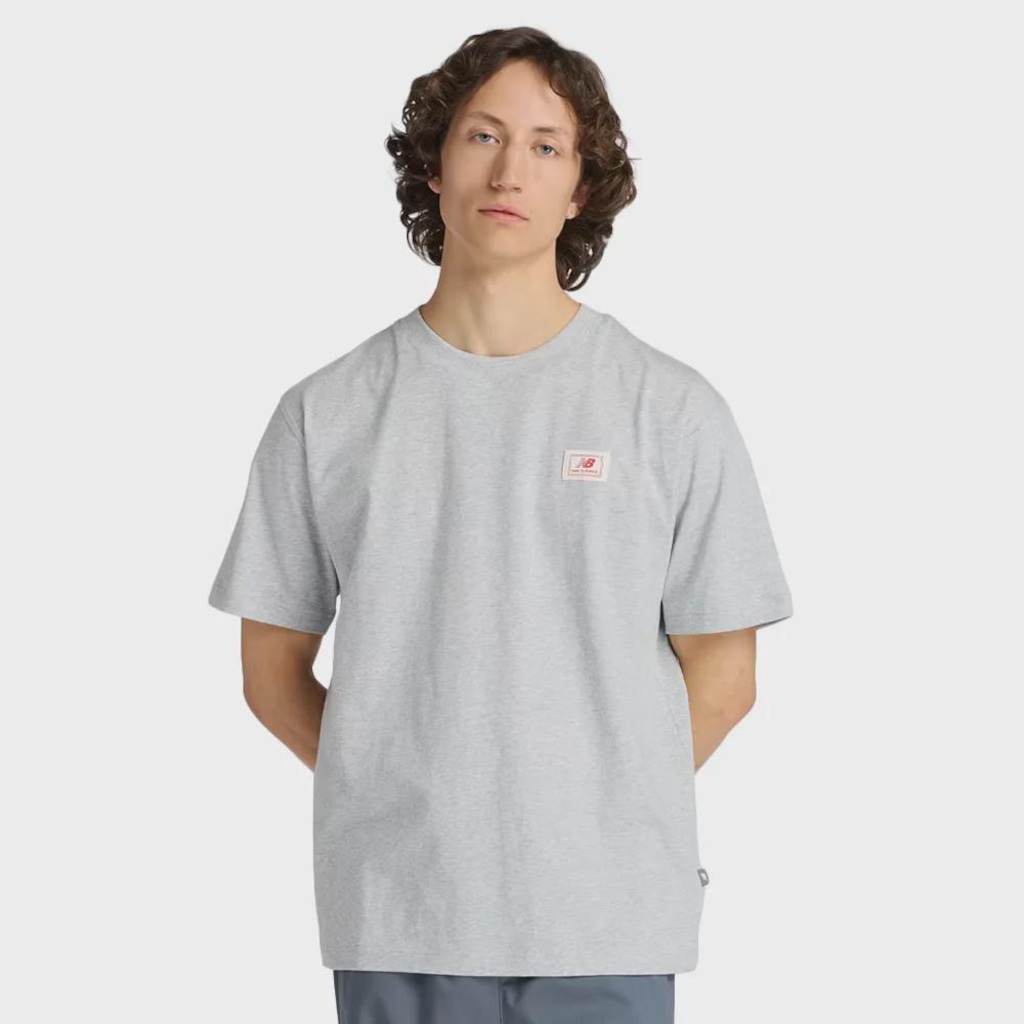 Imagem 2 do produto Camiseta New Balance Woven Label Masculina