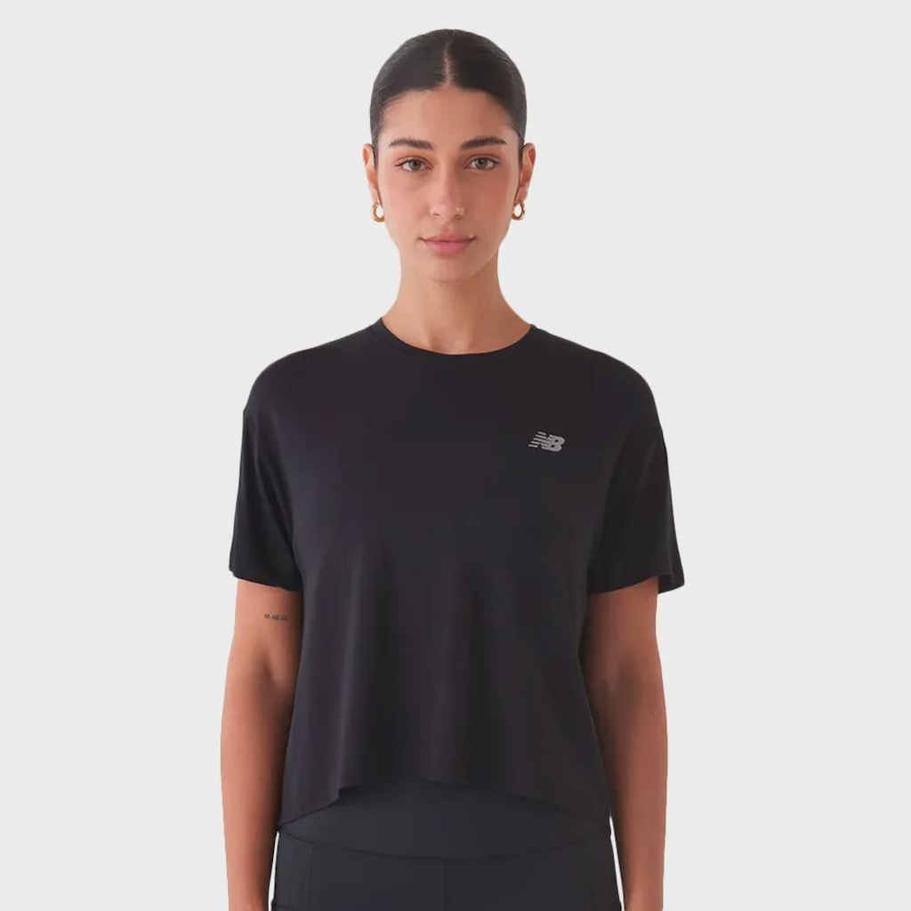 Camiseta Cropped New Balance Drapey Feminina