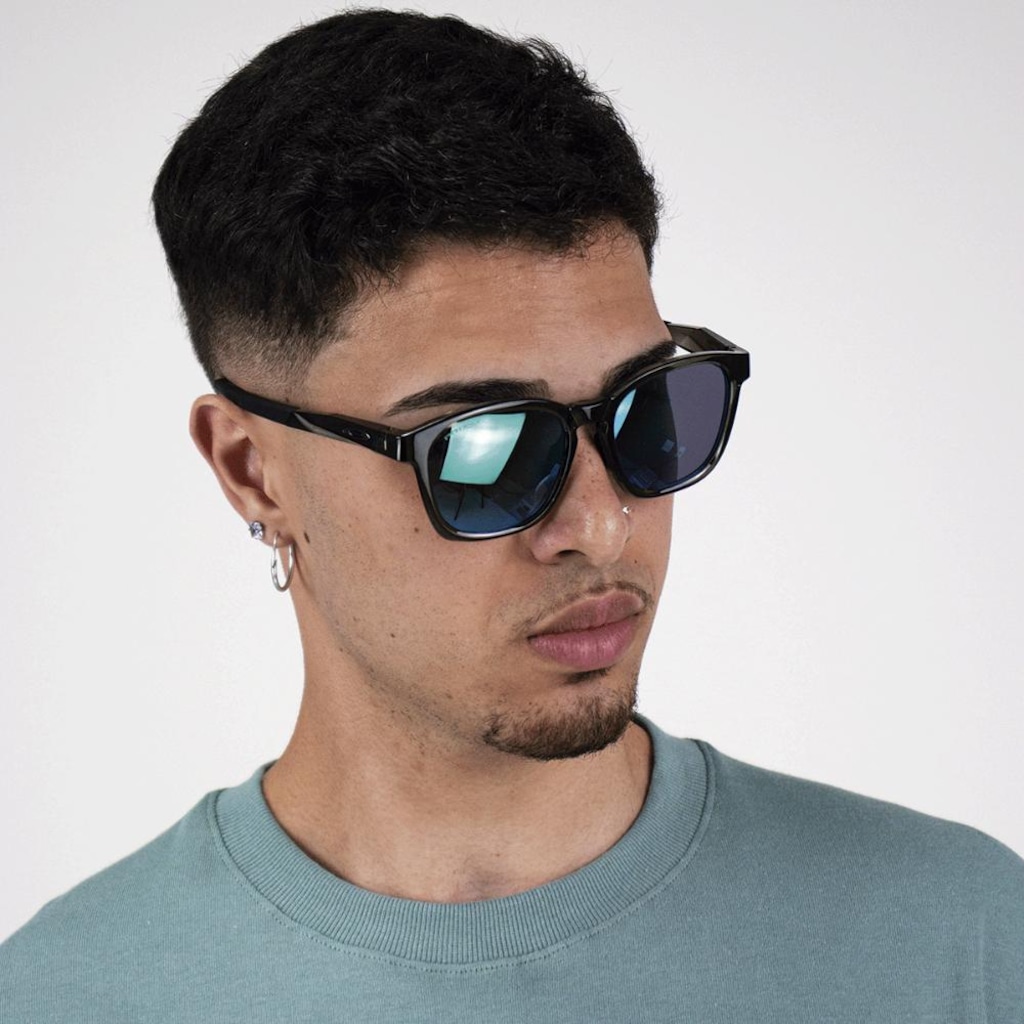 Imagem 2 do produto Óculos de Sol Unissex Oakley Shackle Matte Black Camo Prizm Black