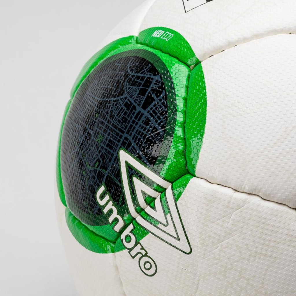 Imagem 3 do produto Bola De Campo Umbro Neo Eco - Unissex