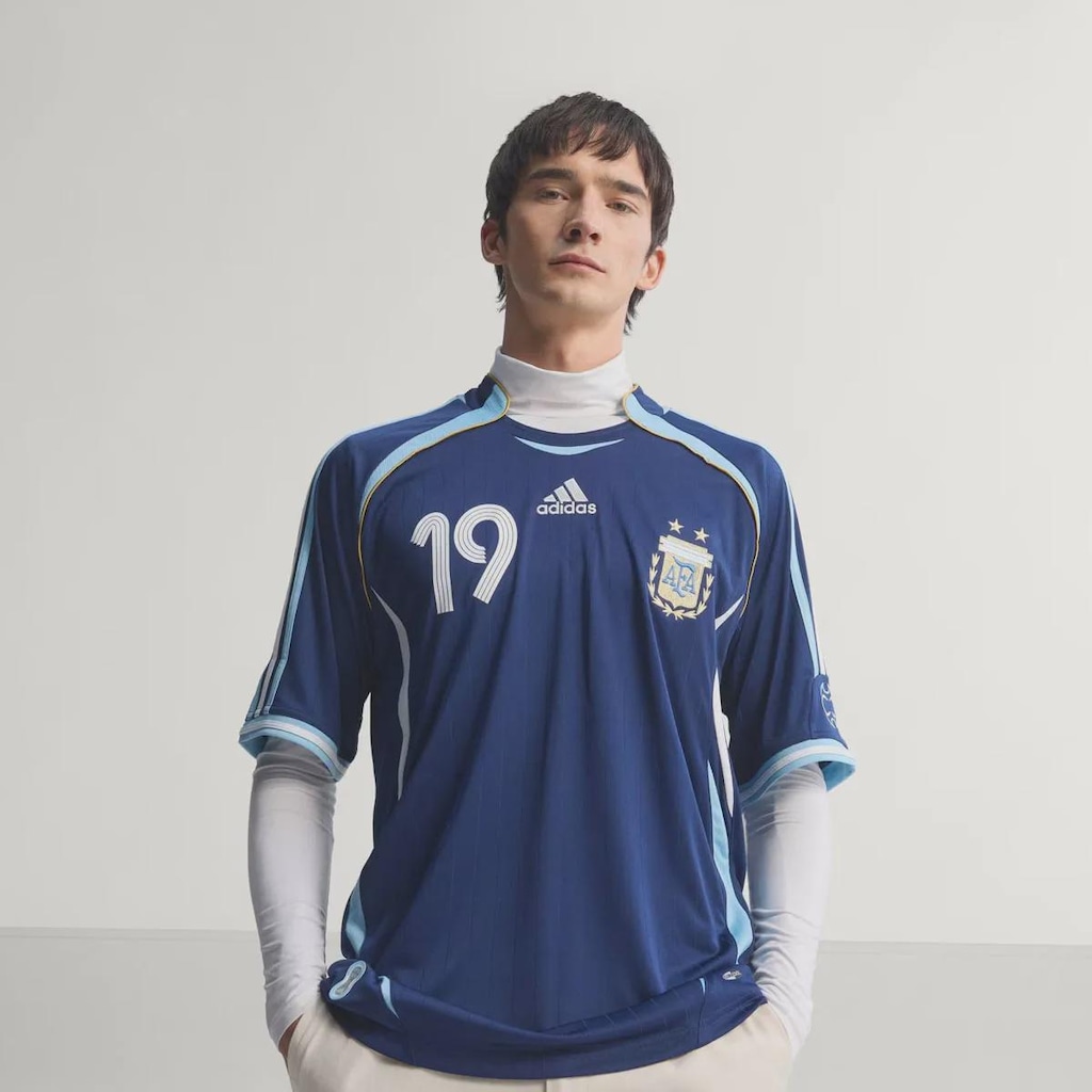 Camisa da Argentina II 2006 19 Messi adidas Masculina