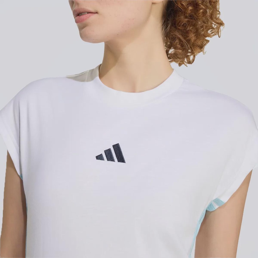 Imagem 4 do produto Camiseta Feminina 3 Listras SJ adidas