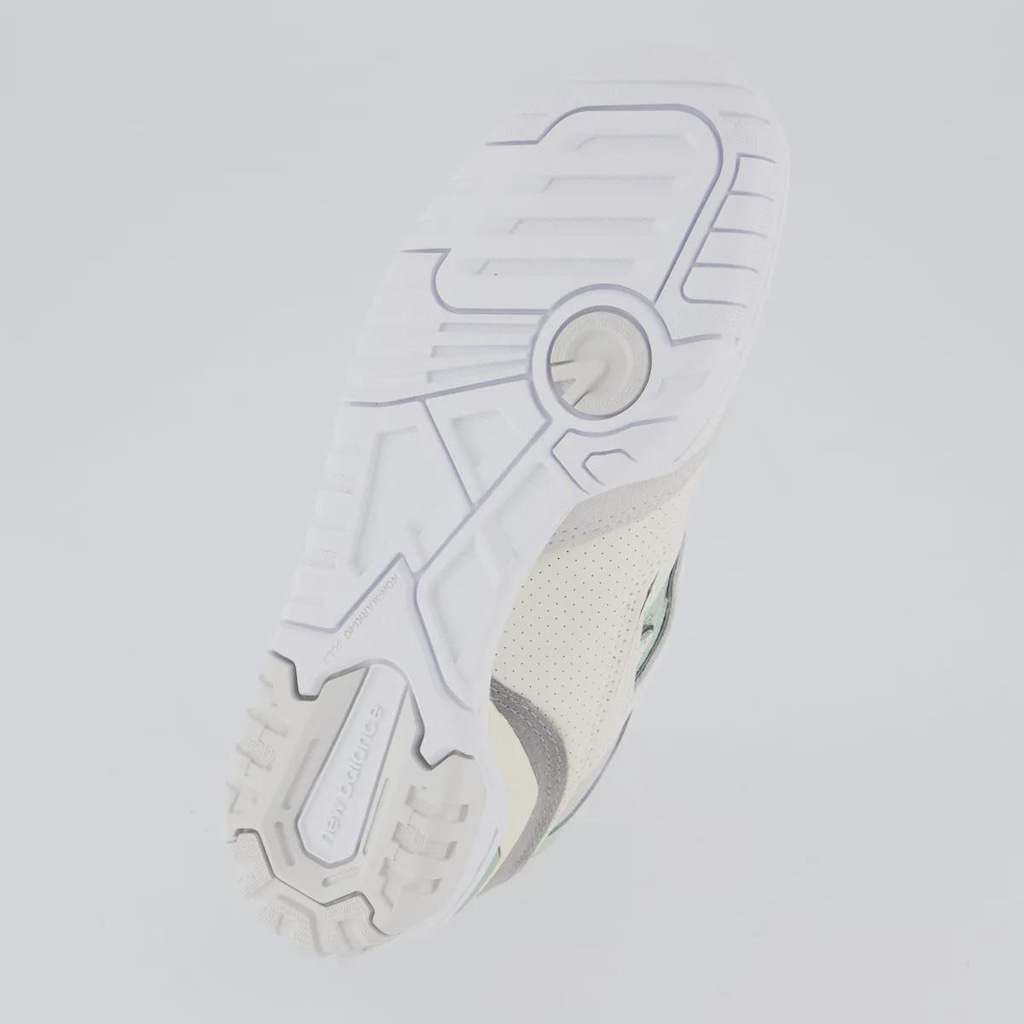 Imagem 5 do produto Tênis Feminino New Balance 550