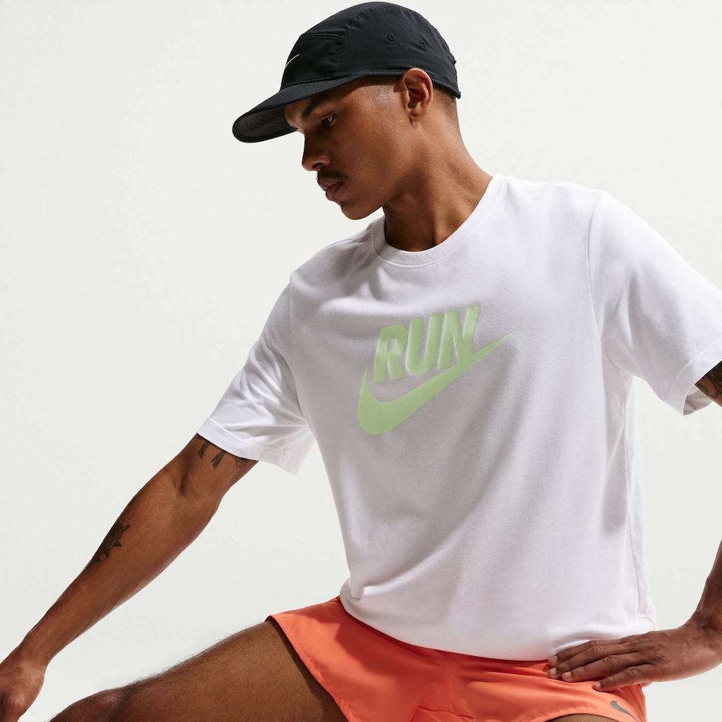 Imagem 3 do produto Camiseta Dri-FIT Nike Run Swoosh Masculina