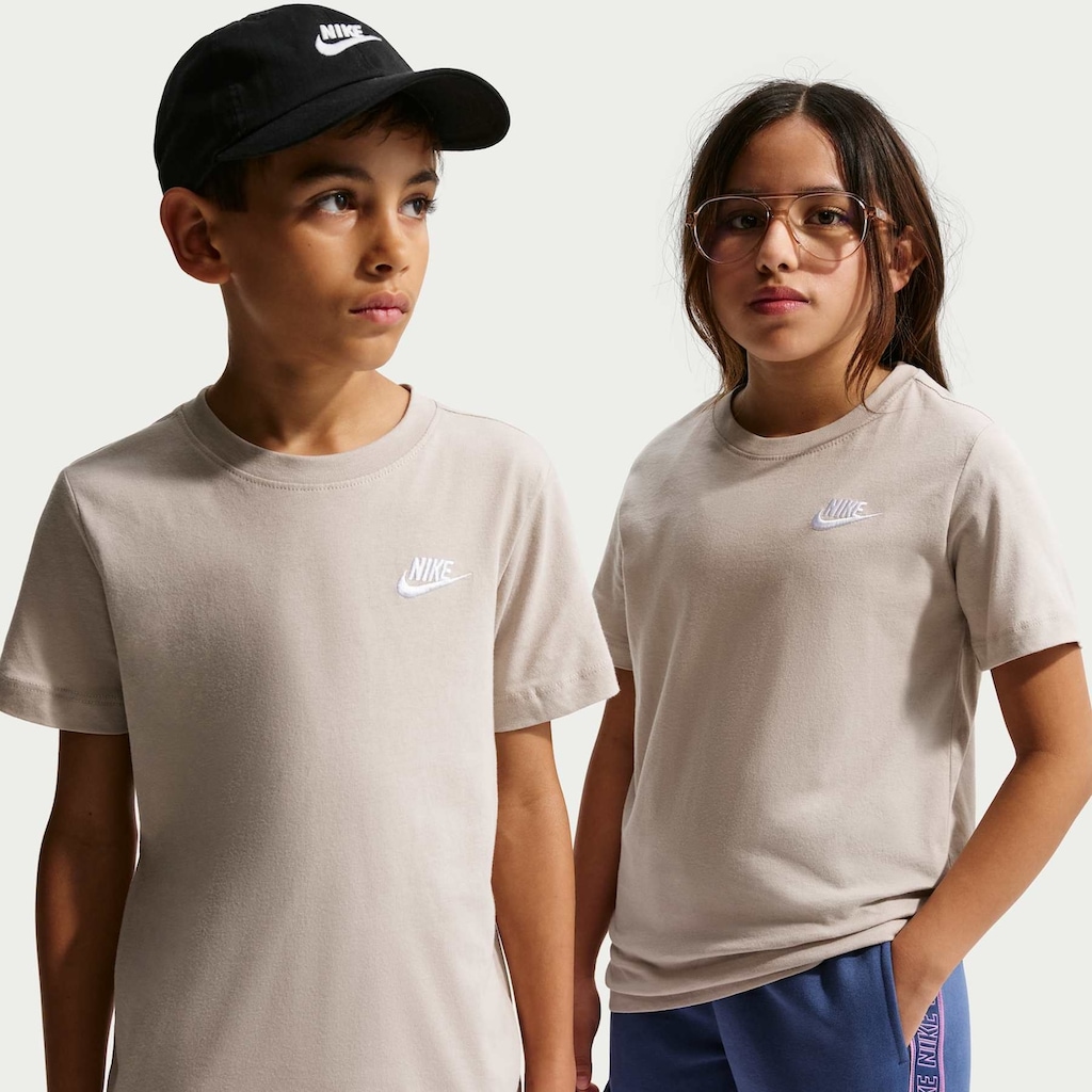 Camiseta Nike Futura Infantil