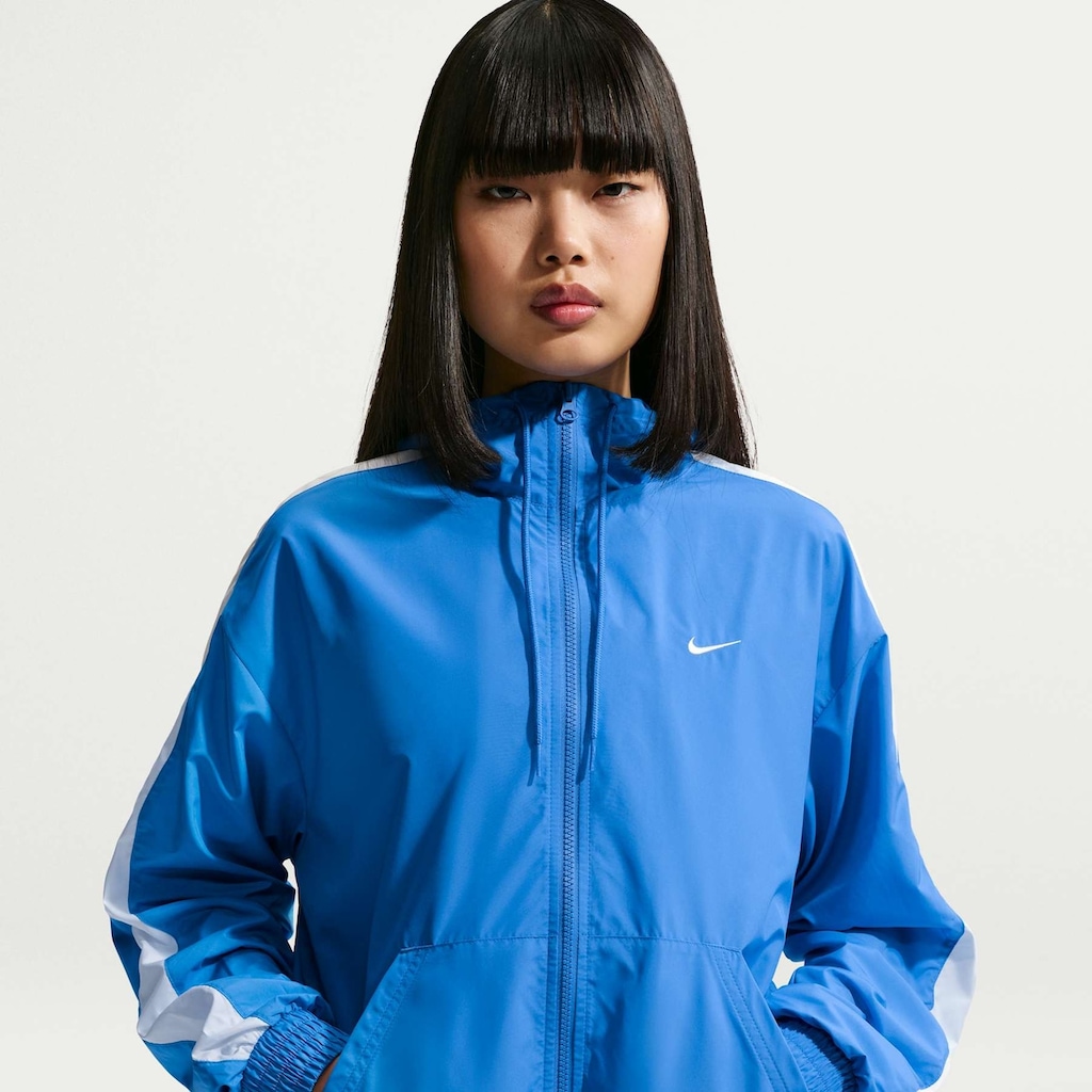 Jaqueta Nike Sportswear Essential Feminina