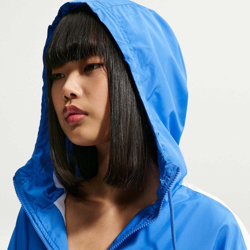 Imagem 3 do produto Jaqueta Nike Sportswear Essential Feminina