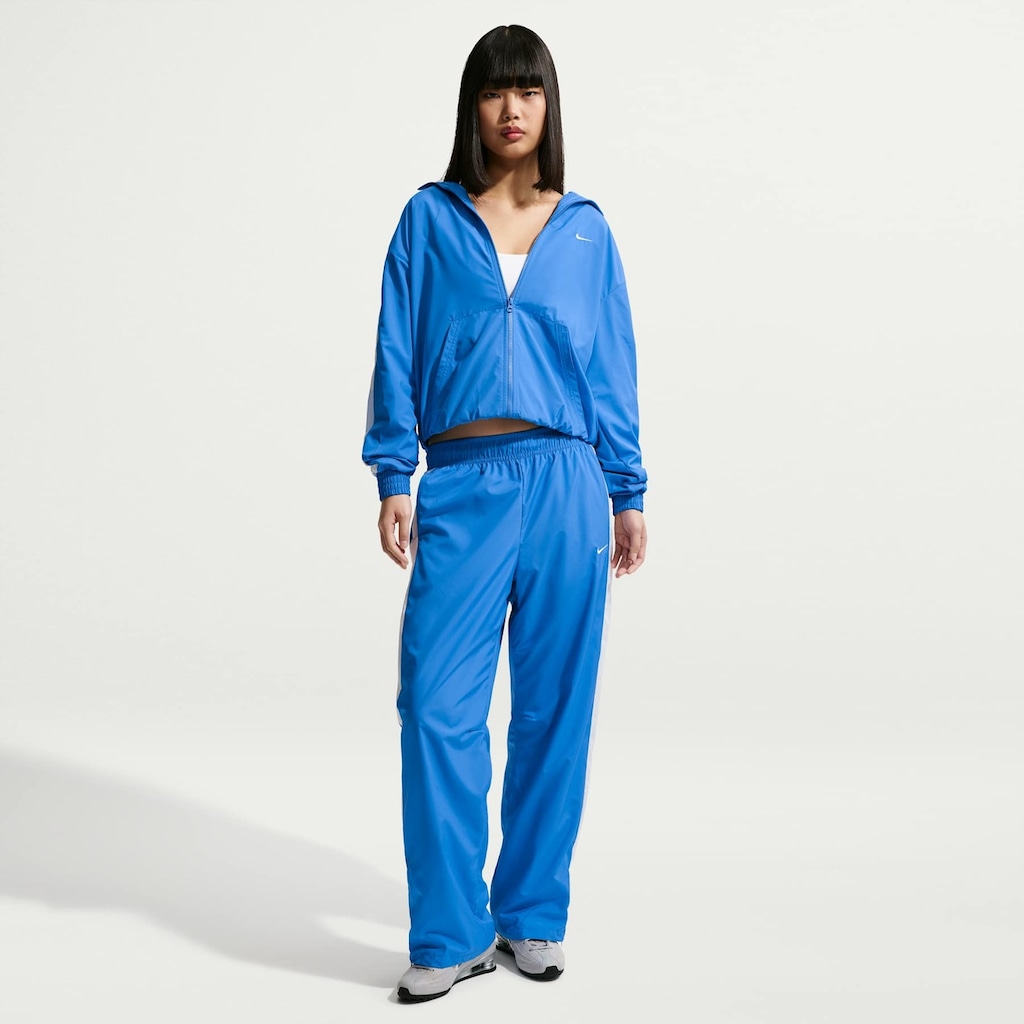 Imagem 4 do produto Jaqueta Nike Sportswear Essential Feminina
