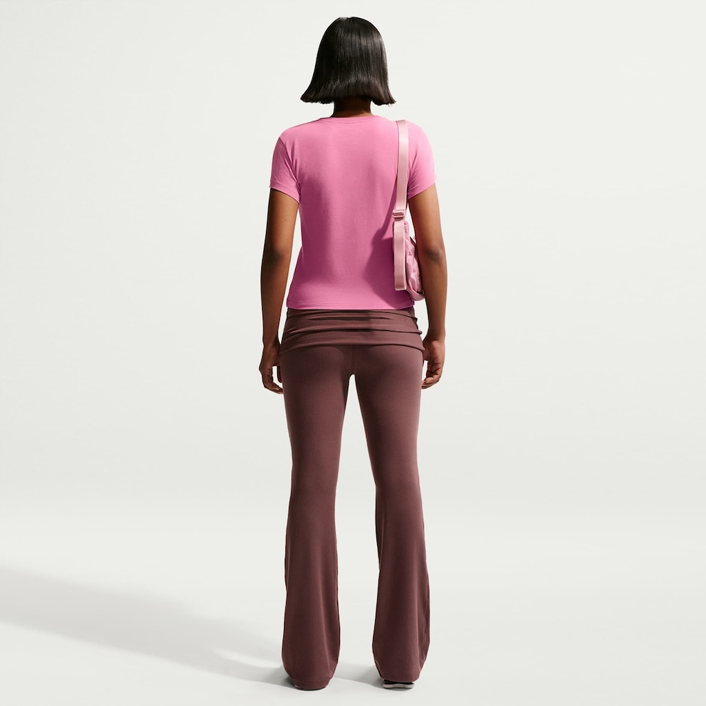 Imagem 5 do produto Camiseta Nike Sportswear Chill Knit Feminina