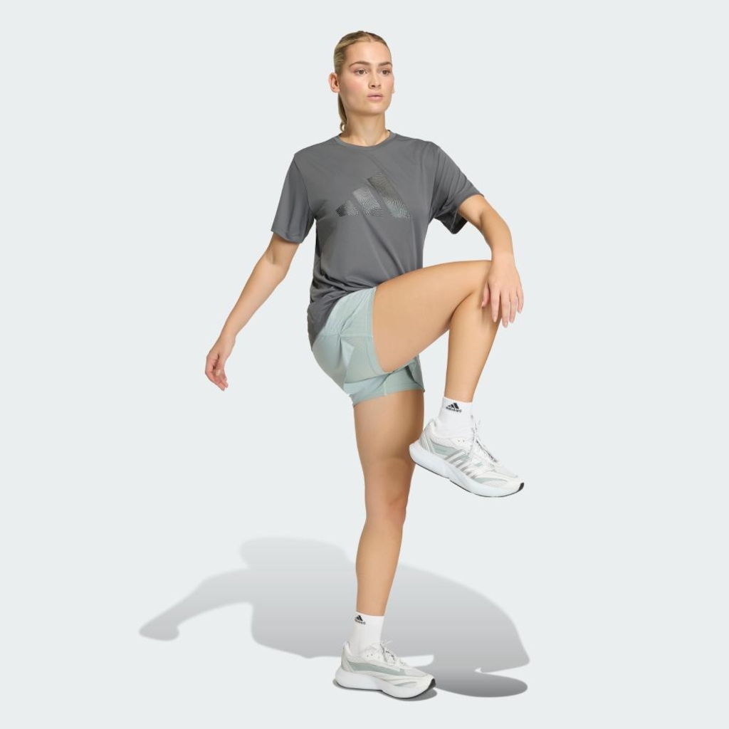 Imagem 4 do produto Camiseta Adidas adi365 Running Essentials Brand Love Feminina