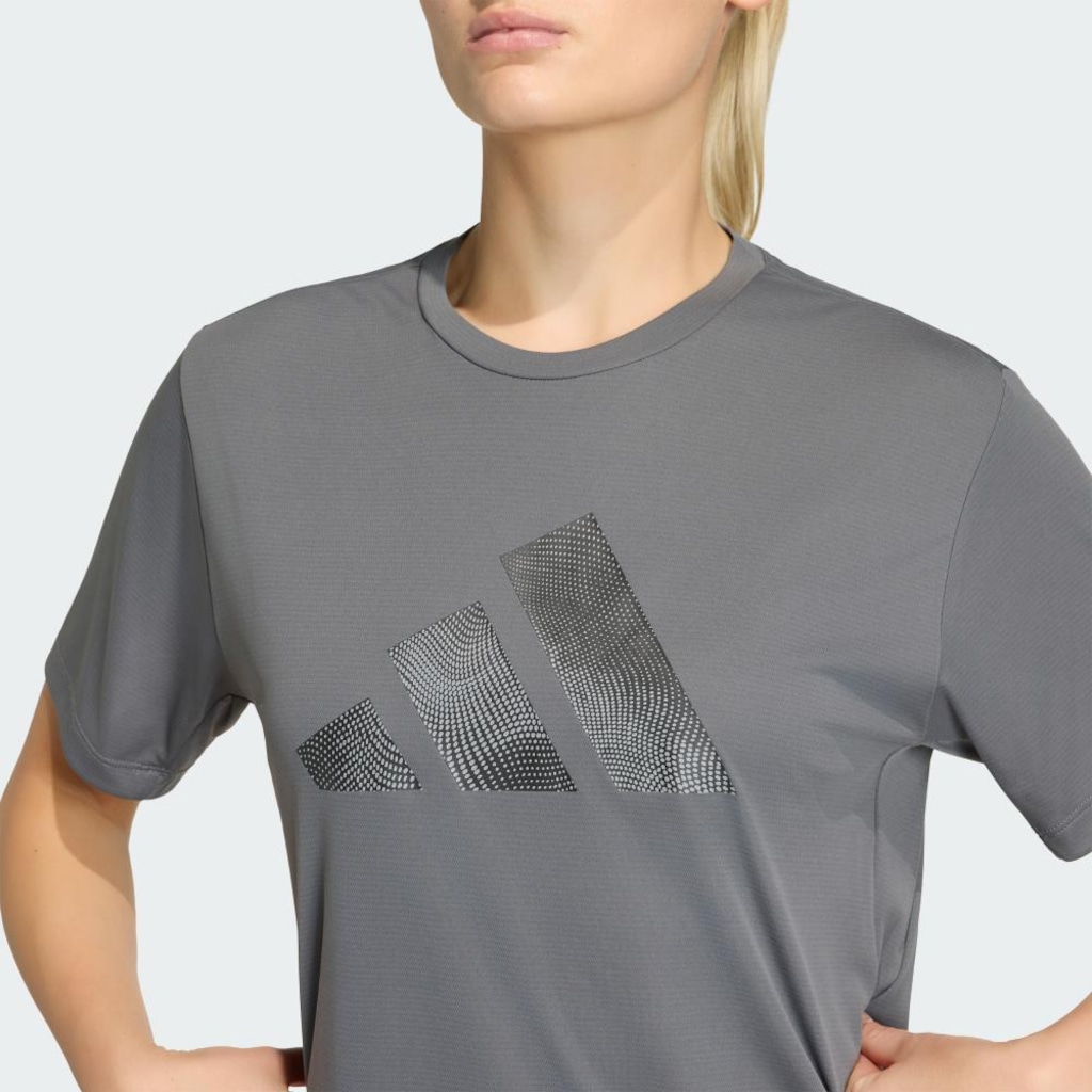 Imagem 5 do produto Camiseta Adidas adi365 Running Essentials Brand Love Feminina