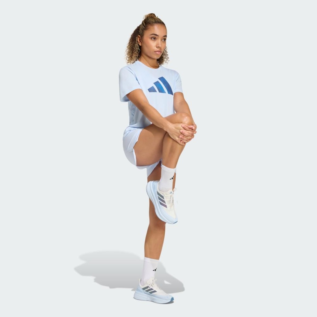 Imagem 4 do produto Camiseta Adidas adi365 Running Essentials Brand Love Feminina