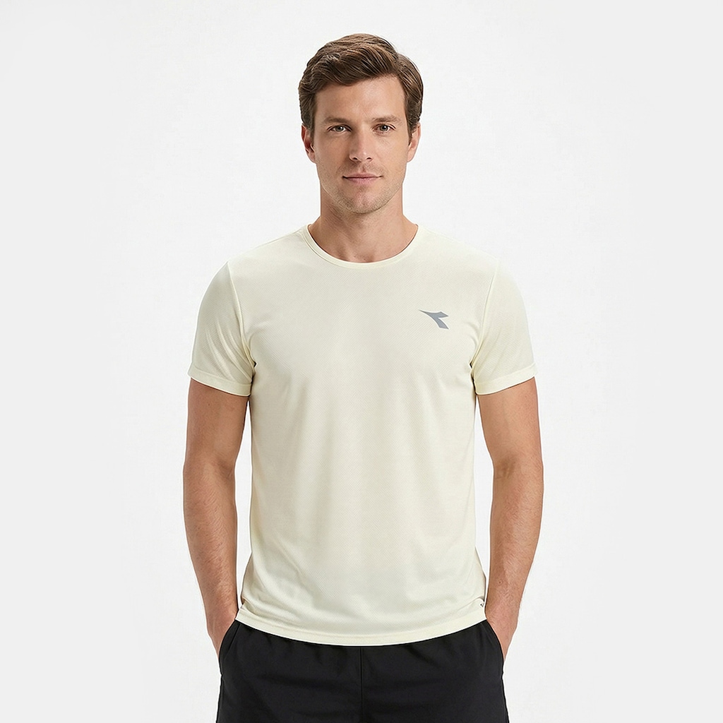 Camiseta Masculina Logo Diadora