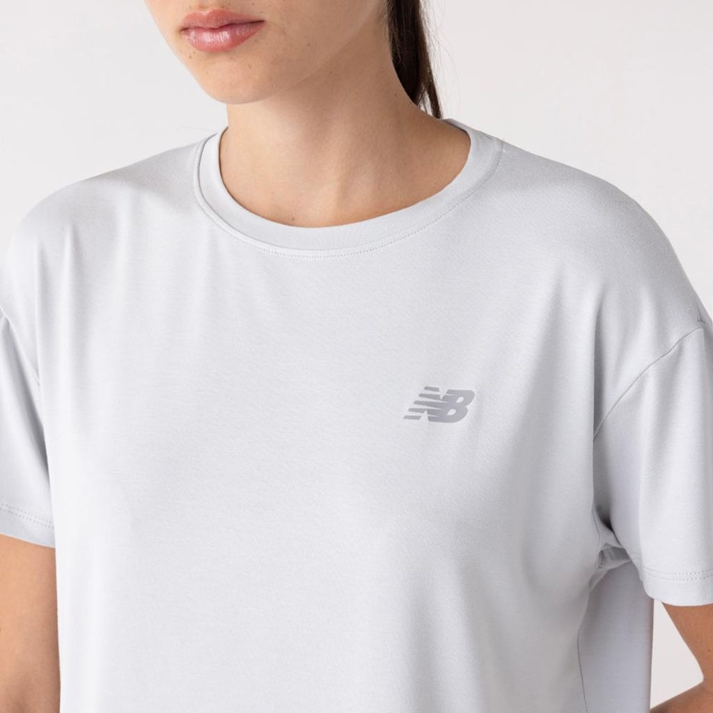 Imagem 3 do produto Blusa Cropped New Balance Drapey Feminina