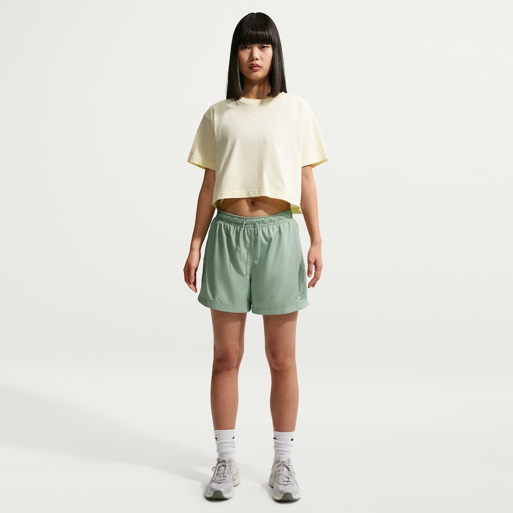 Shorts Nike Sportswear Essentials Woven Feminino