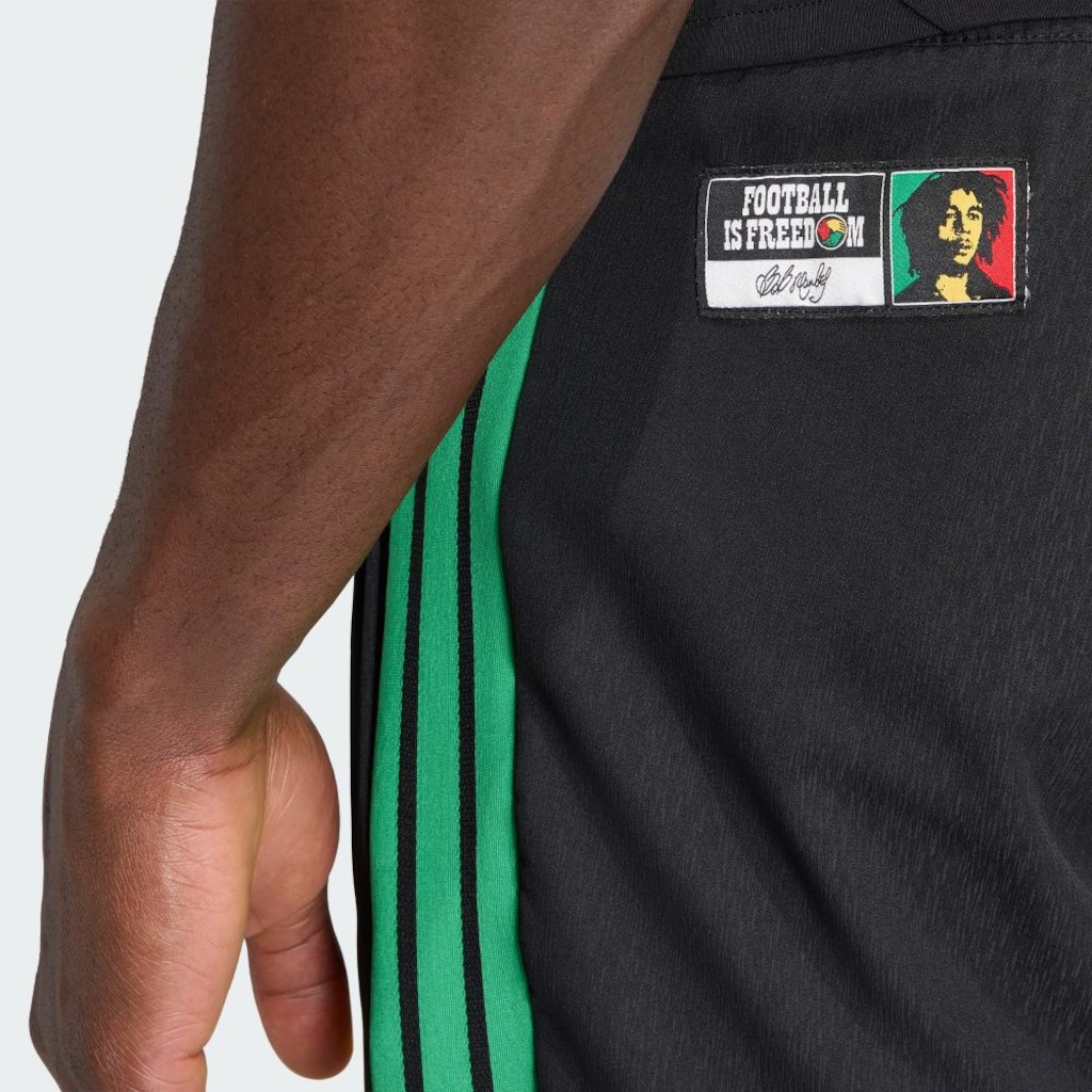 Imagem 5 do produto Calça Jamaica Tiro 26 x Bob Marley adidas Masculina