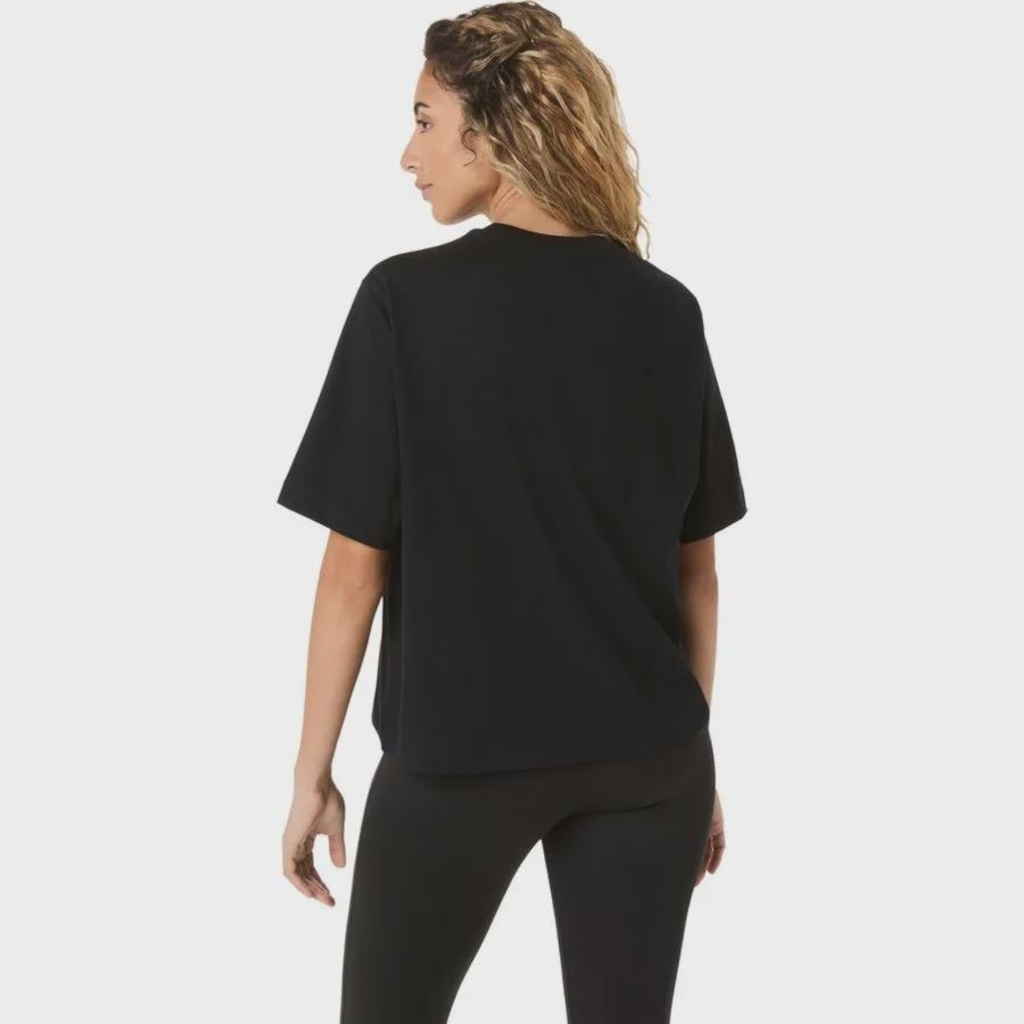 Imagem 3 do produto Camiseta ASICS Relaxed Logo Bordado Feminino