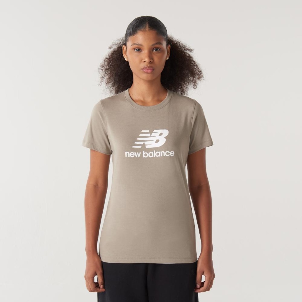 Camiseta New Balance Essentials Feminina