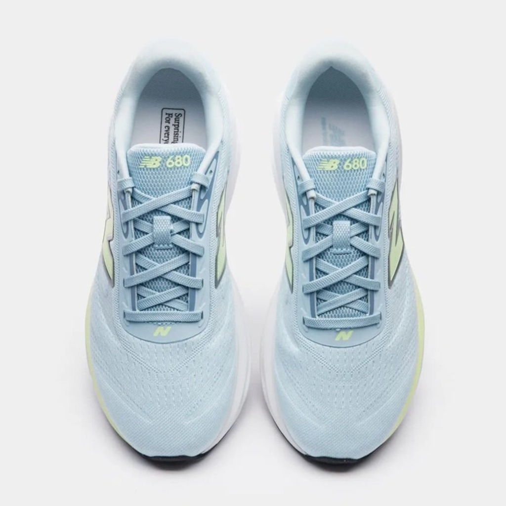 Tênis New Balance Fresh Foam 680v9 Feminino