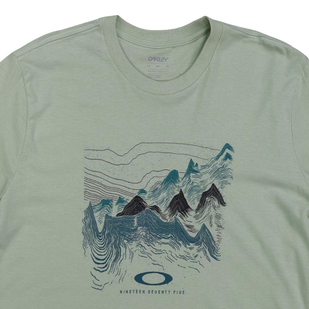 Imagem 2 do produto Camiseta Oakley Outline Mountains SS Tee Eucalyptus -  Masculina