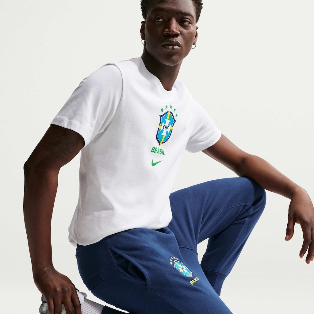 Imagem 3 do produto Calça Brasil Nike Club French Terry Masculina