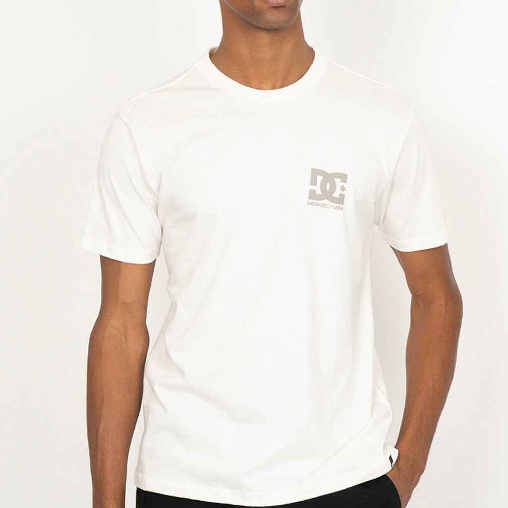 Camiseta DC Shoes DC Star Chest WT26 Masculina