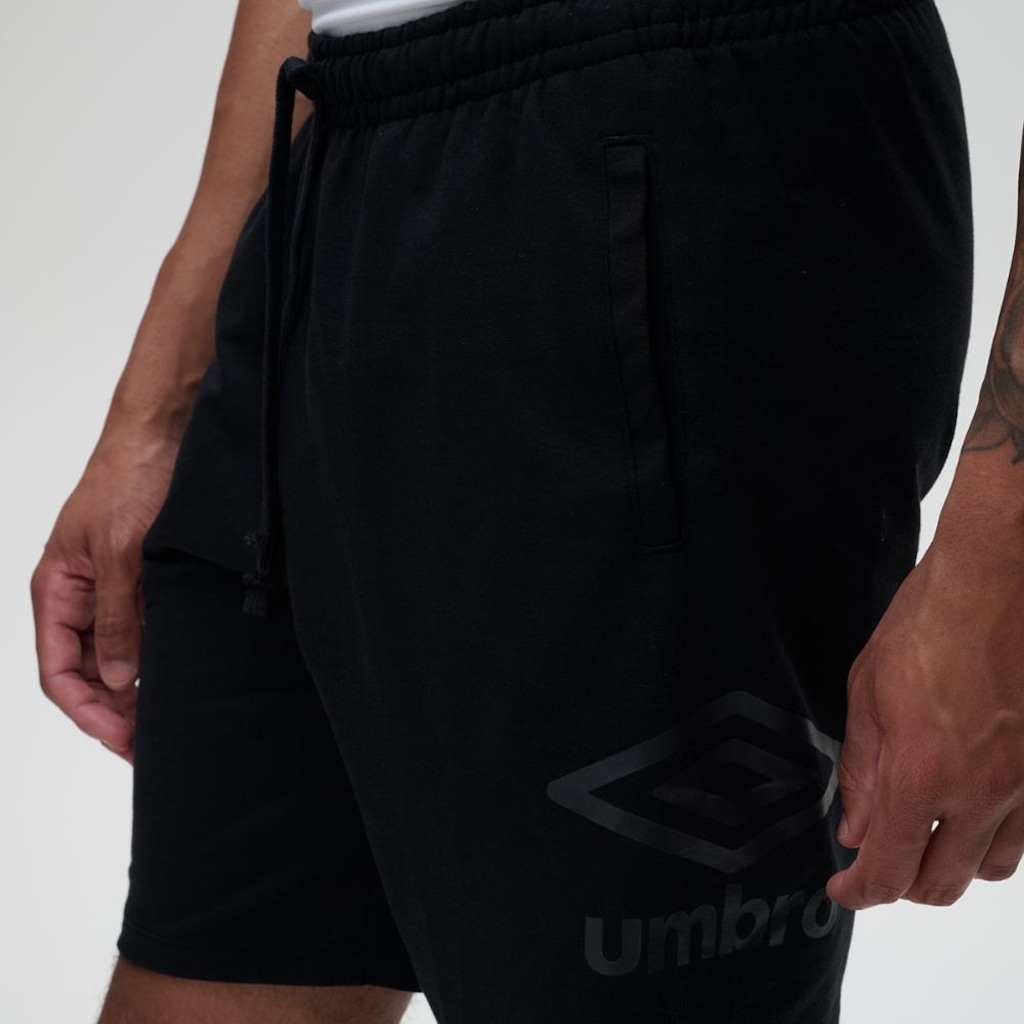 Imagem 4 do produto Bermuda Umbro Essential Comfy Masculina