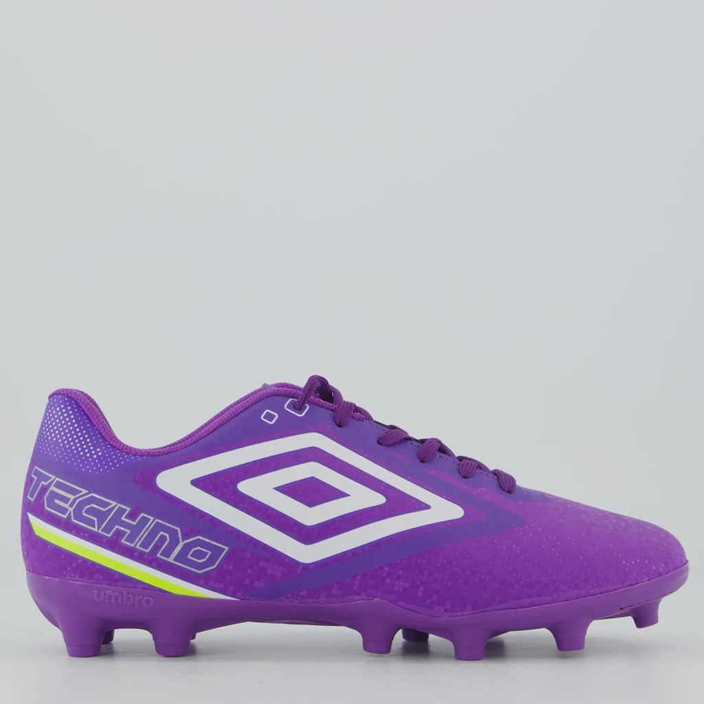 Chuteira de Campo Adulta Umbro Techno II