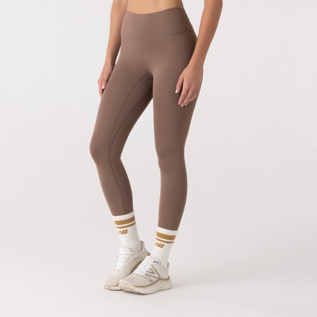 Calça Legging New Balance Sleek High Rise Stirrup Feminina