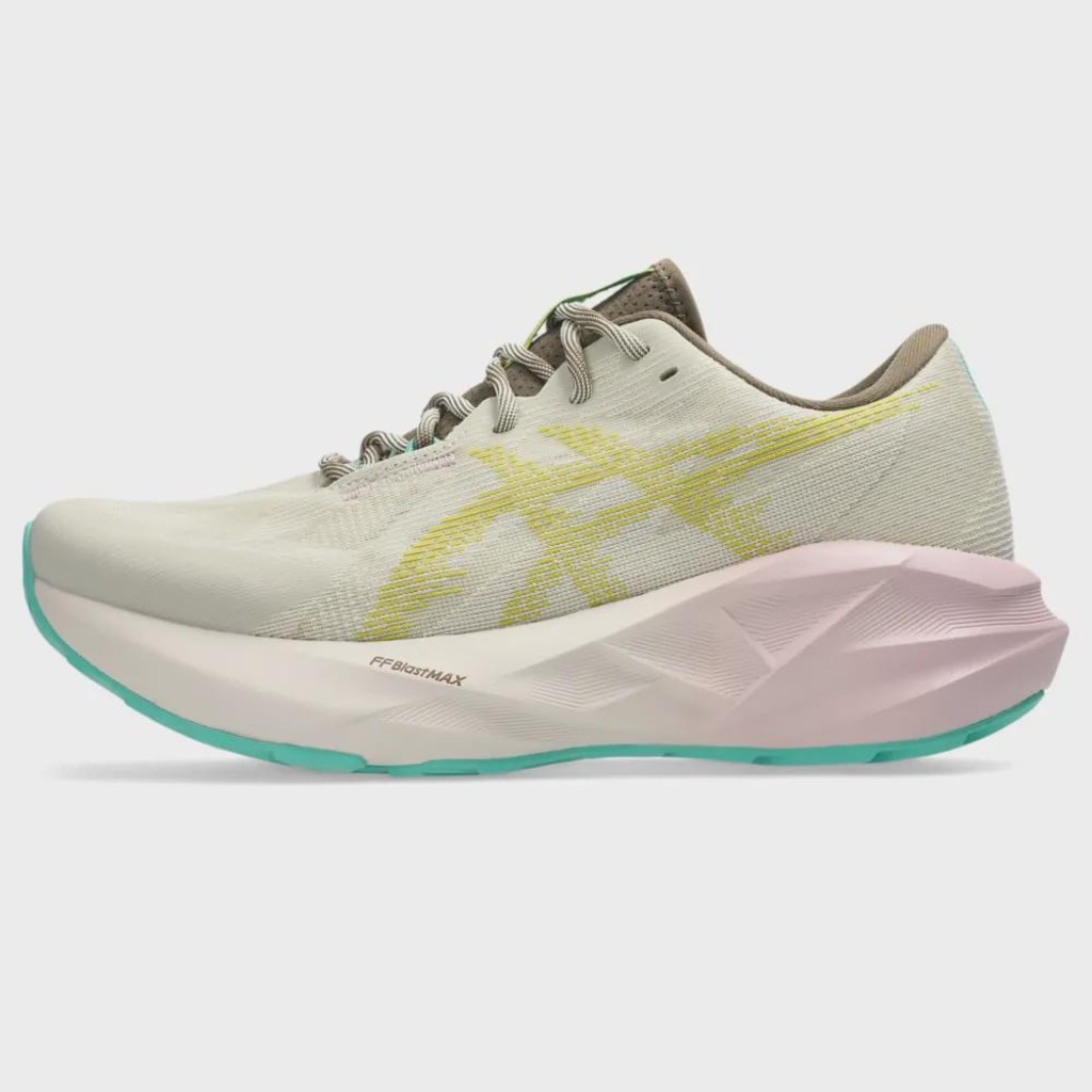 Tênis Feminino Asics Novablast 5 TR