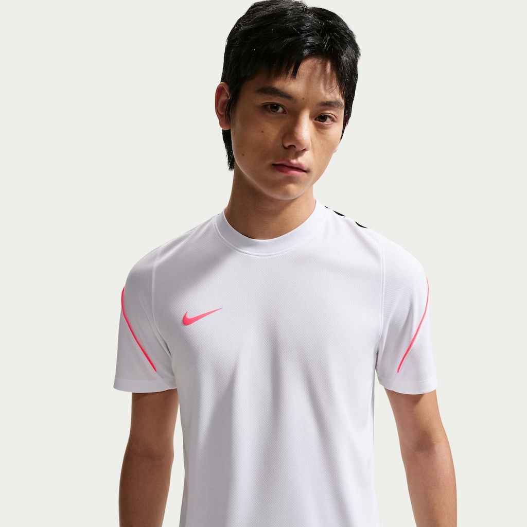 Imagem 2 do produto Camiseta Dri-FIT Nike Strike Masculina